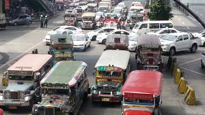 jeepneys dominate Phls traffic
